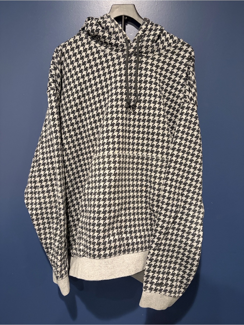 IVY PARK Black & White Houndstooth Crewneck Hoodie